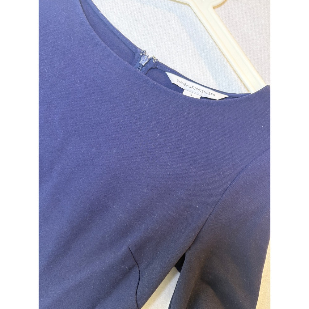 Diane von Furstenberg Navy Blue‎ Ruffle Hem Short Sleeve Sheath Dress Size 4 - Picture 3 of 10